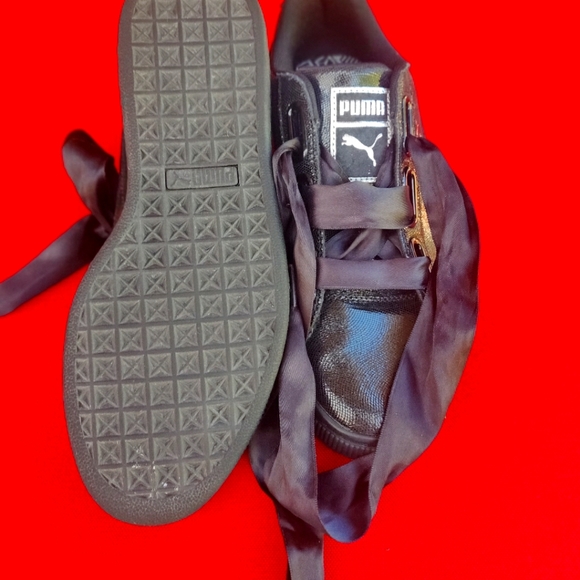 Puma sneakers, black, Size 7.5, Synthetic Upper. - Picture 5 of 8